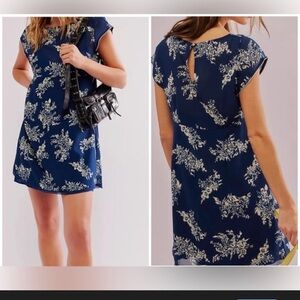 Free People mazzy mini dress in Navy blue combo Floral M NWT
